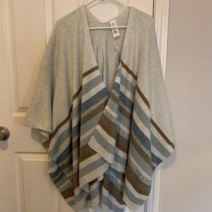 OS Soft Shawl